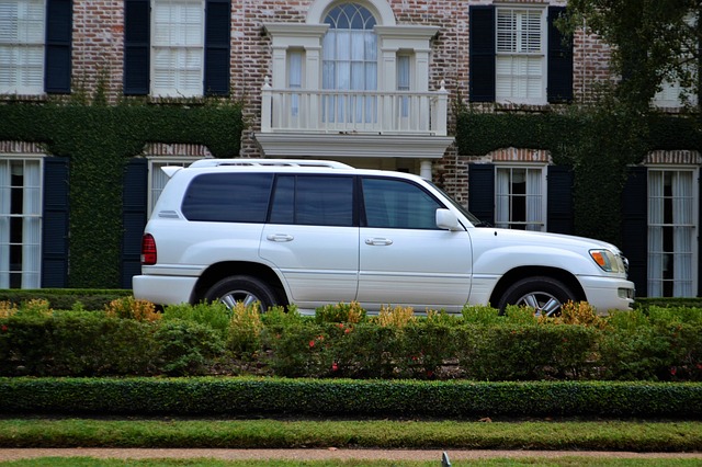 Why Does Window Tint Bubble and How to Avoid it?