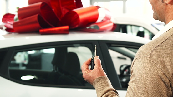 Gift Ideas for Car Lovers This 2022