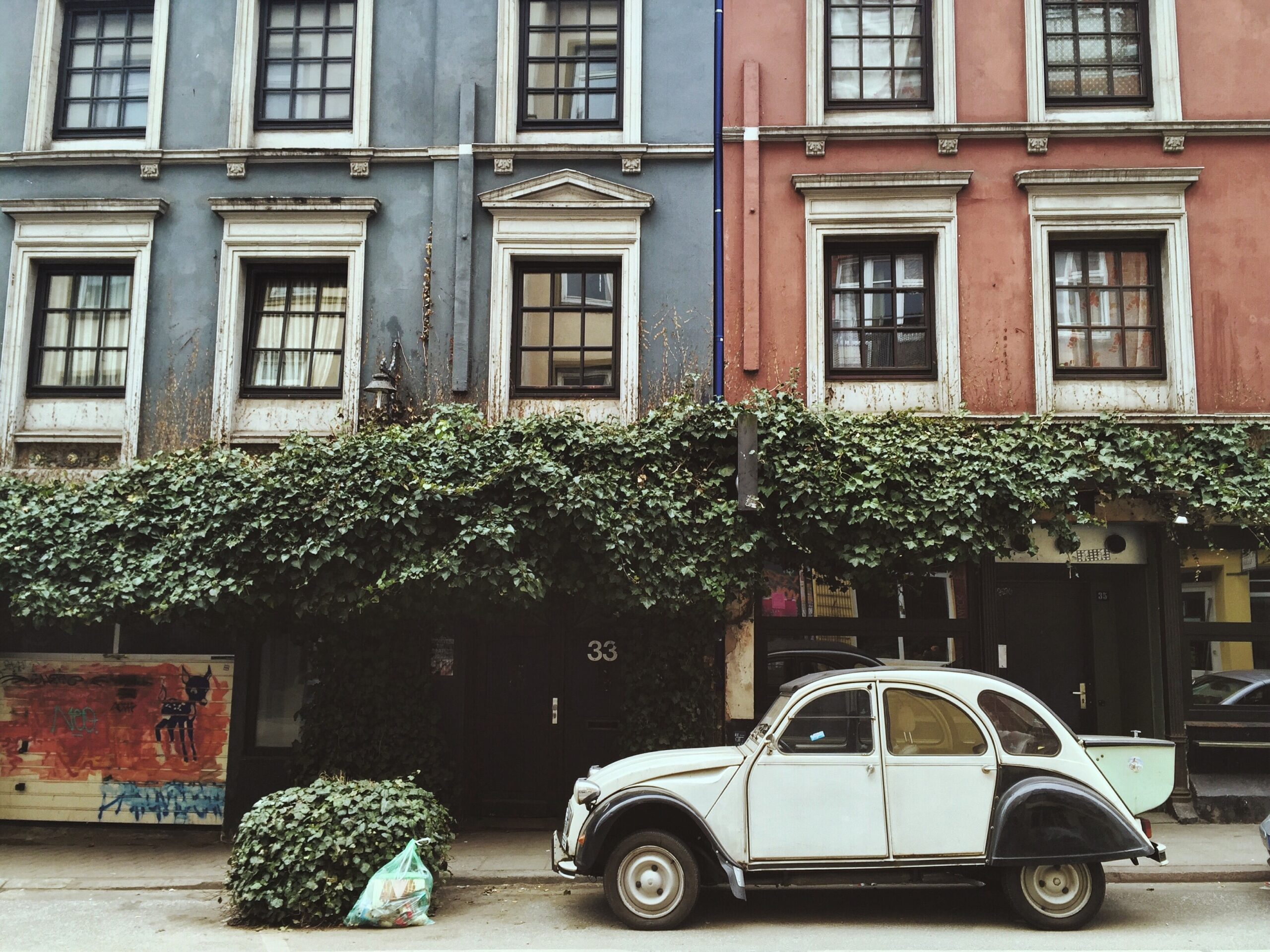 Causes of Window Tint Bubbles (and How to Prevent Them)